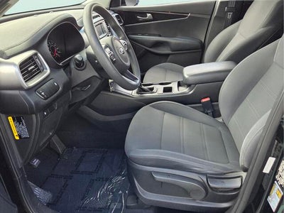 2018 Kia Sorento L