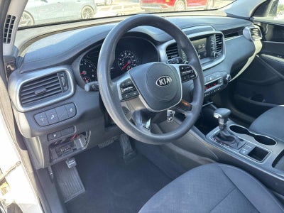 2019 Kia Sorento LX V6