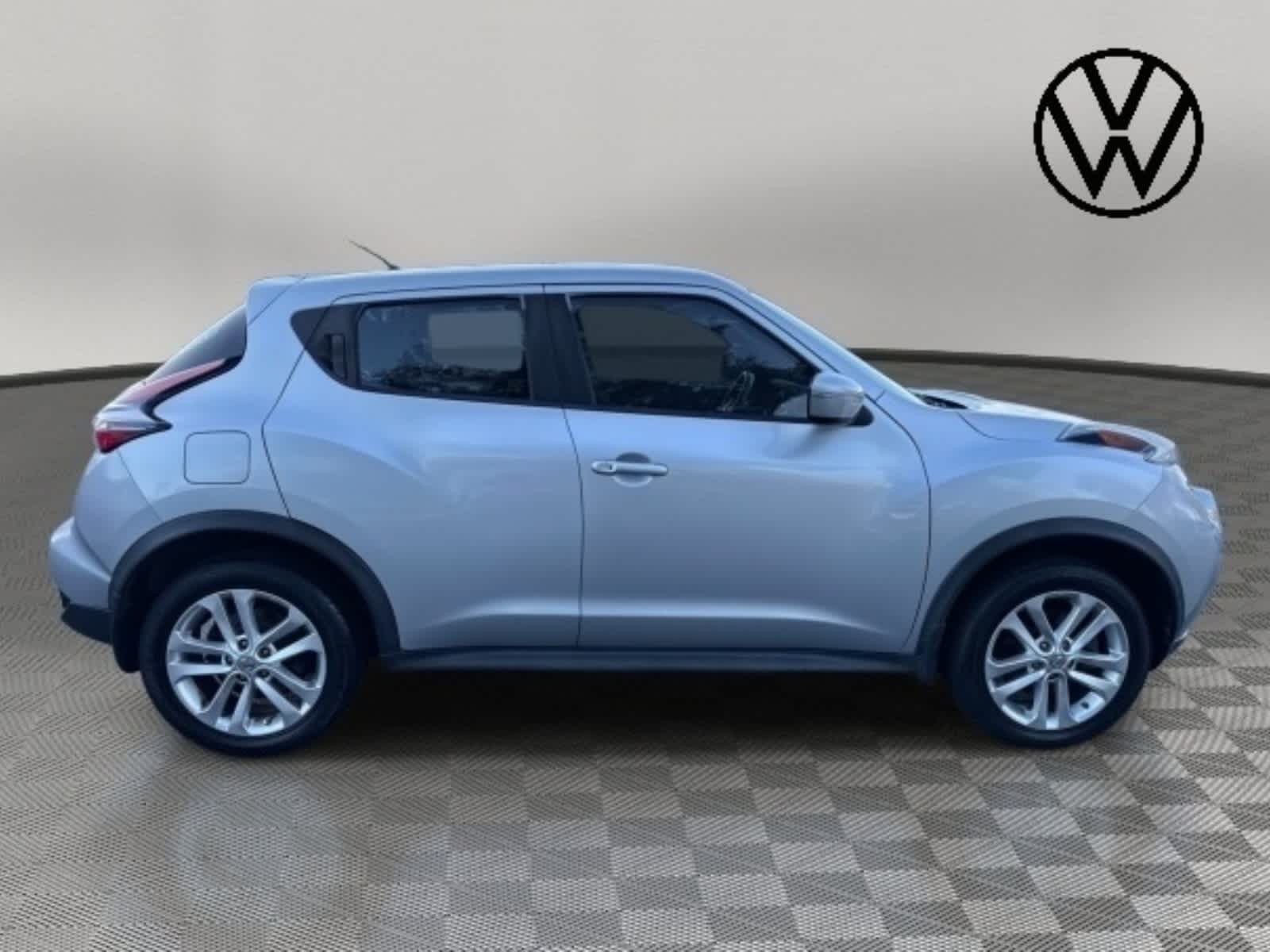 2016 Nissan JUKE S