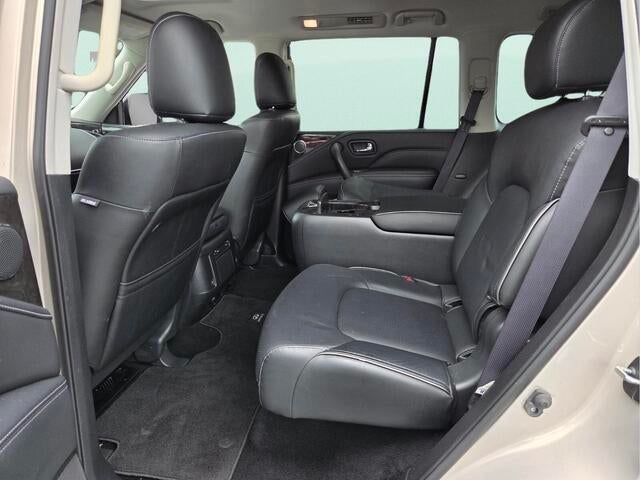 2023 INFINITI QX80 LUXE