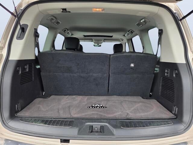 2023 INFINITI QX80 LUXE