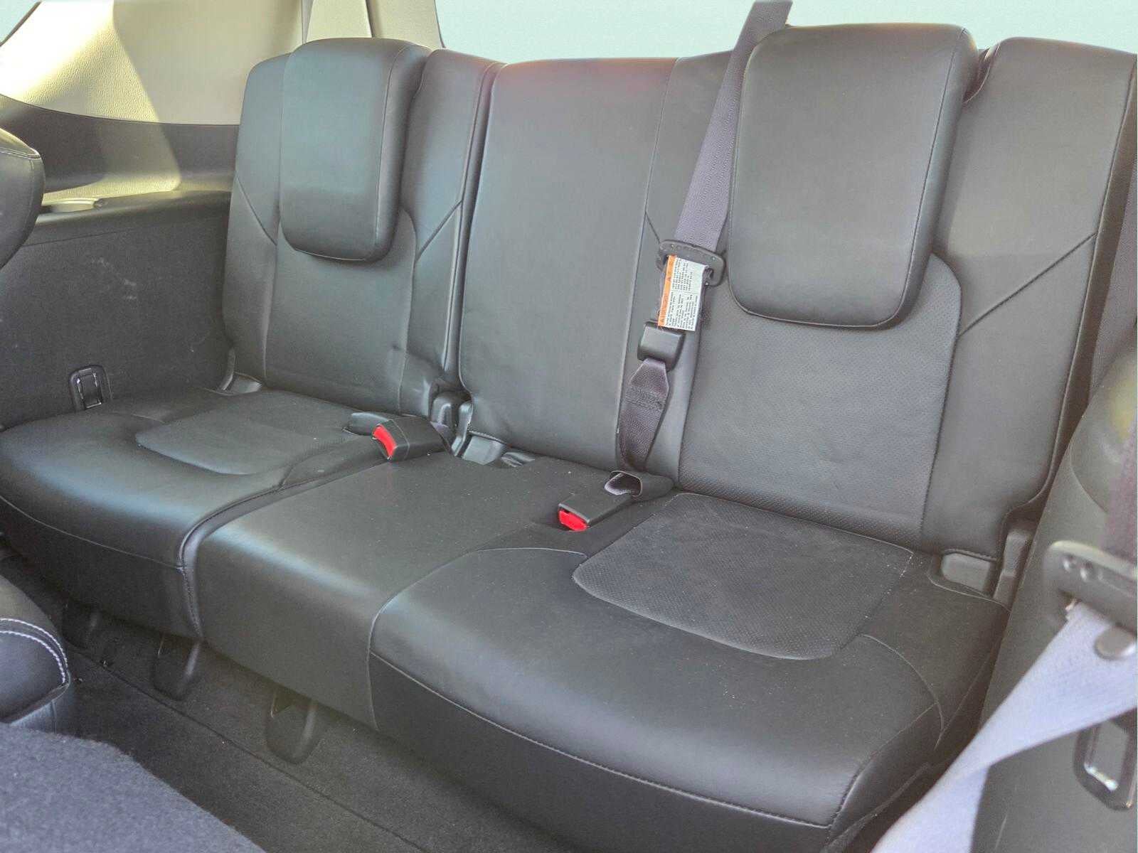 2015 INFINITI QX80 Base