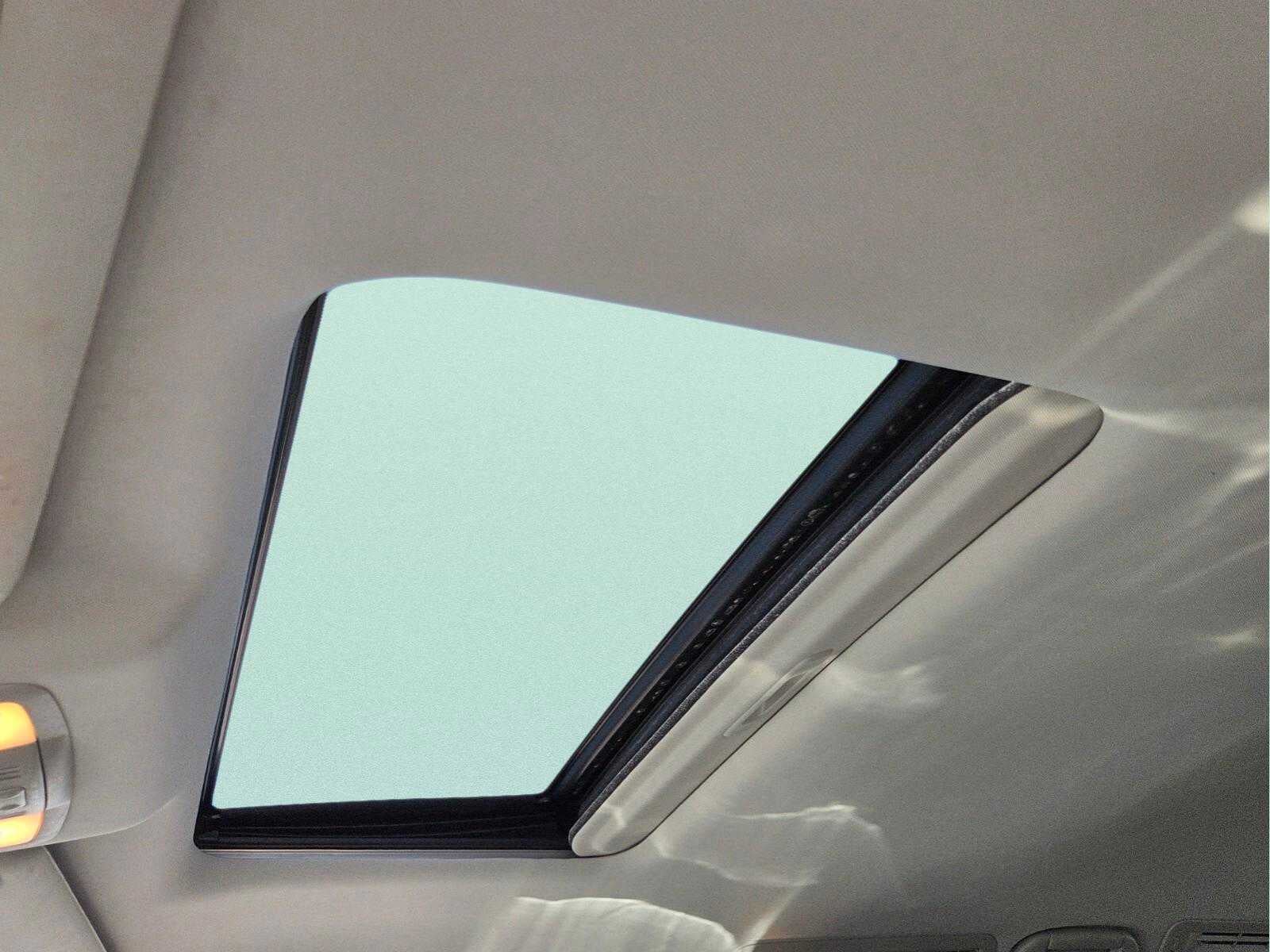 2015 INFINITI QX80 Base