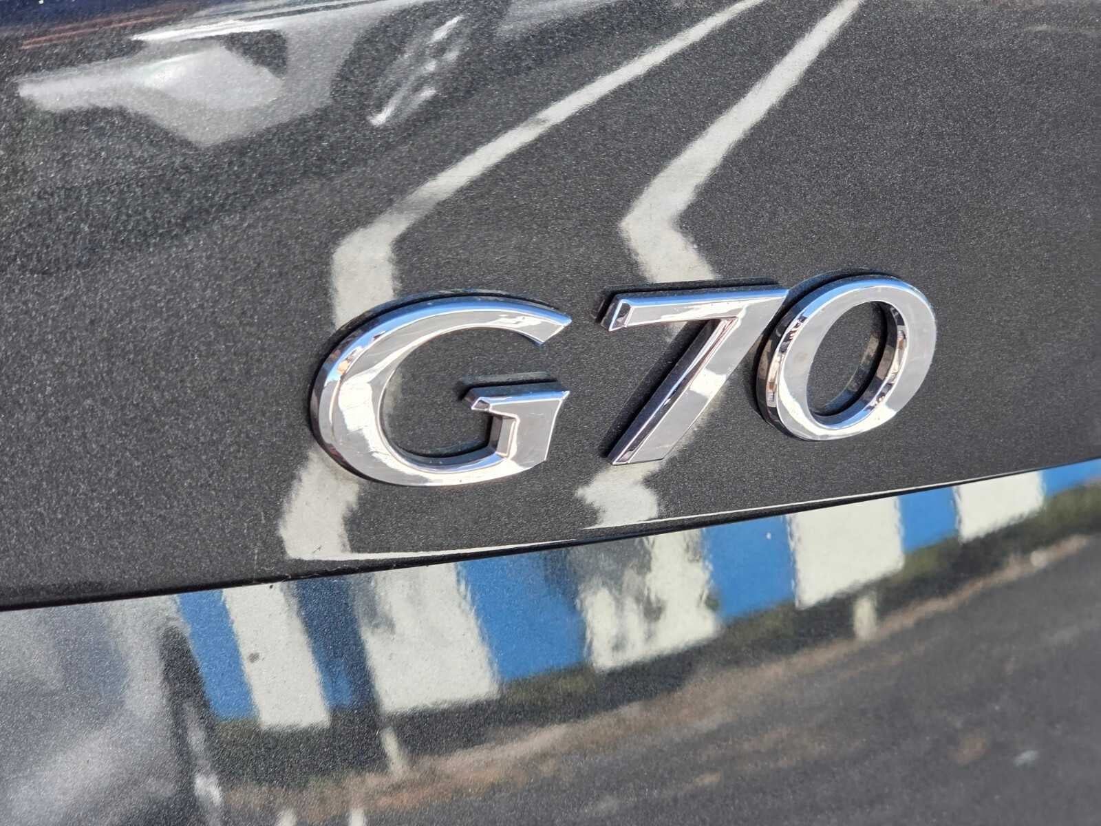 2021 Genesis G70 2.0T