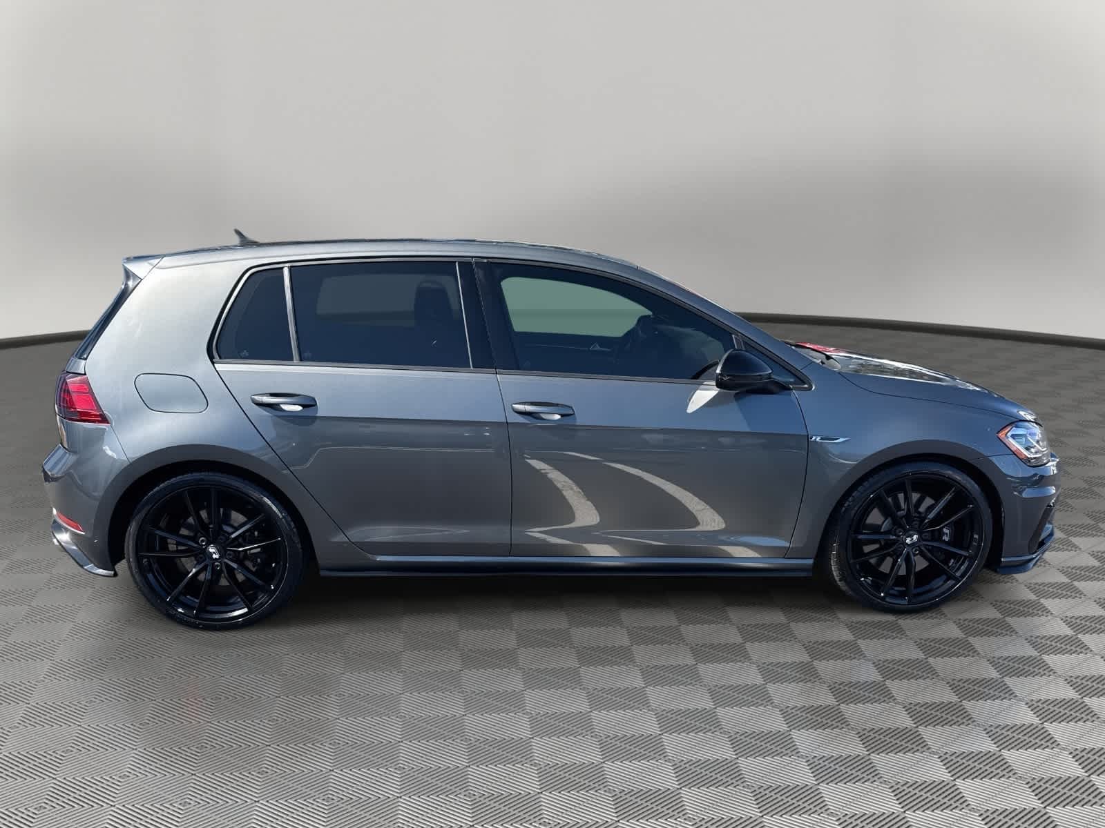 2019 Volkswagen Golf R Base