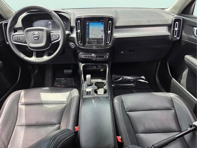 2019 Volvo XC40 Momentum