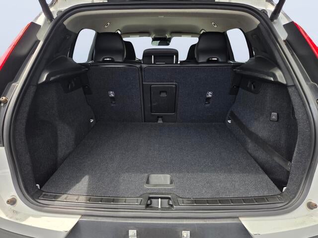 2019 Volvo XC40 Momentum