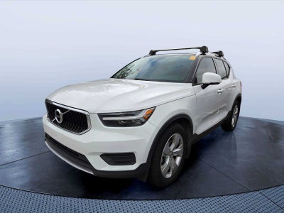 2019 Volvo XC40 Momentum