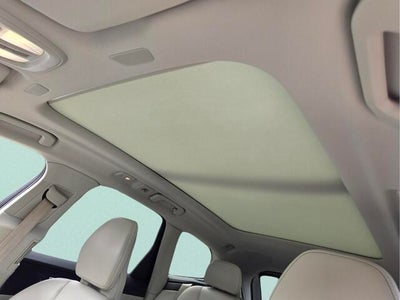 2023 Volvo XC60 Ultimate Bright Theme