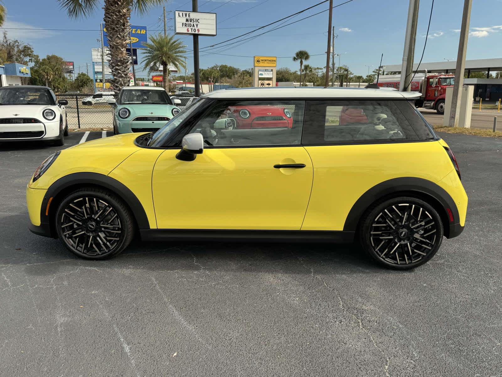 2025 MINI Hardtop 2 Door Cooper S