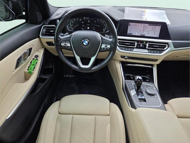 2022 BMW 330i 330i