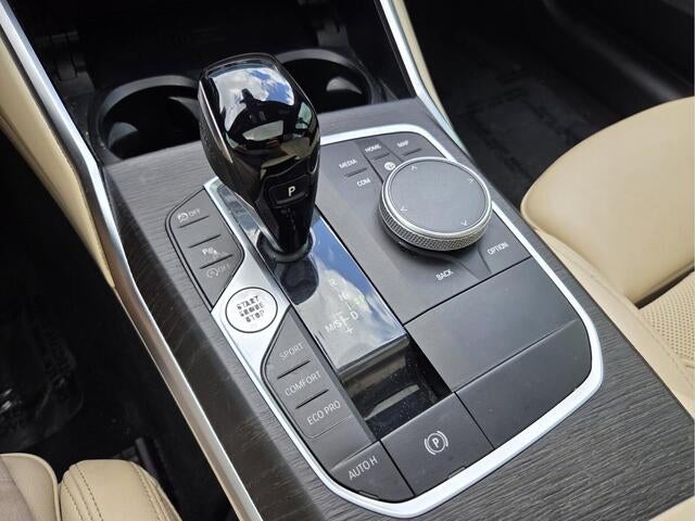 2022 BMW 330i 330i