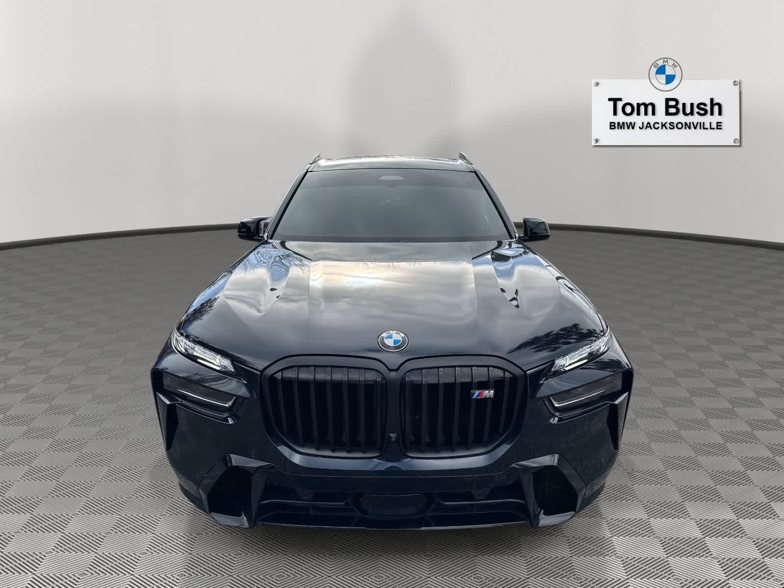 2024 BMW X7 M60i
