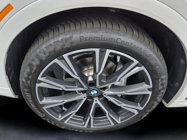 2022 BMW X7 xDrive40i xDrive40i