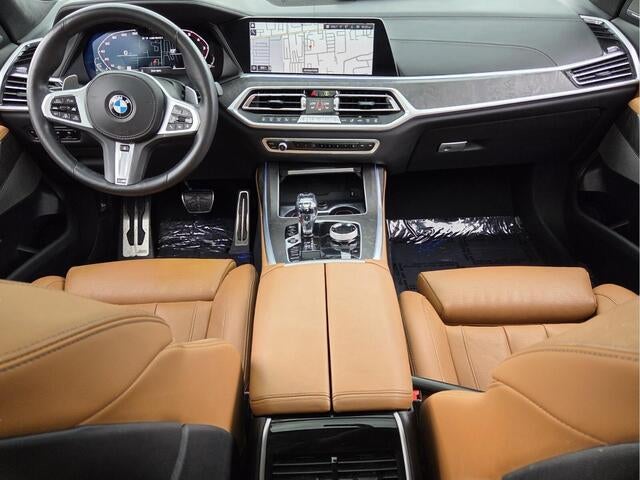 2021 BMW X7 M50I