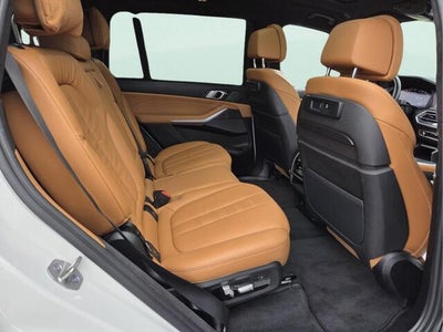 2021 BMW X7 M50I