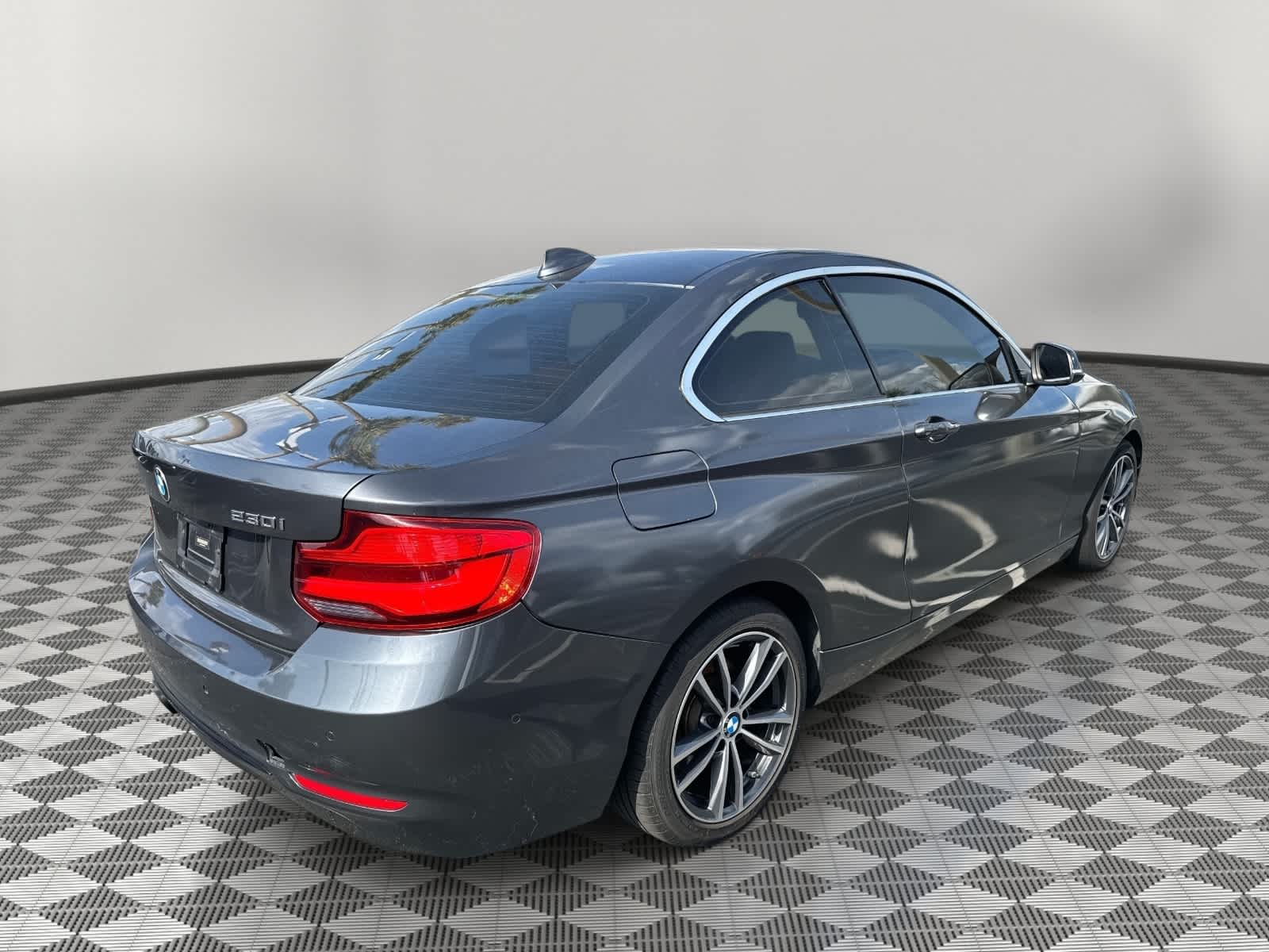 2018 BMW 2 Series 230i xDrive