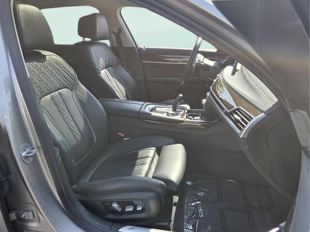 2022 BMW 750i xDrive 750i xDrive