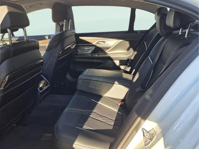 2020 BMW 750i xDrive 750i xDrive