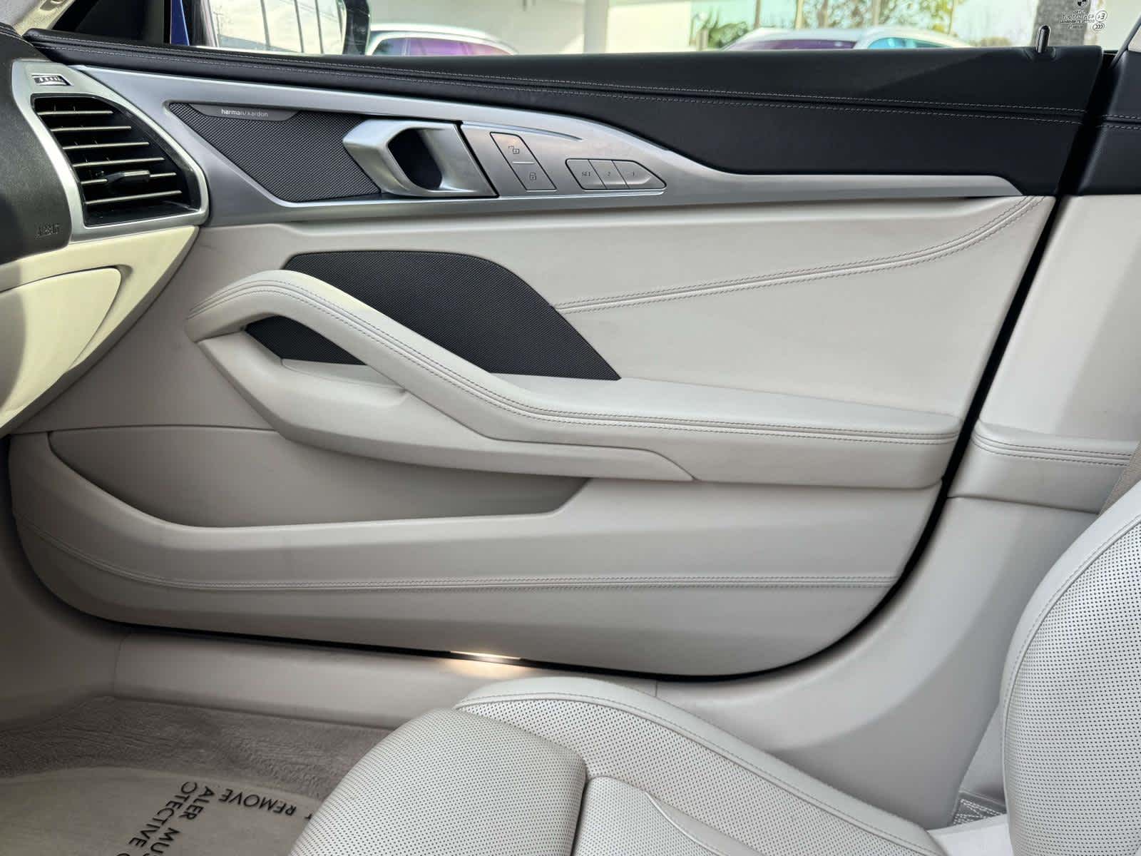 2023 BMW 8 Series 840i