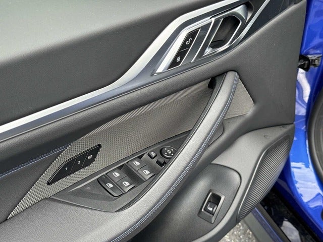 2025 BMW i4 M50