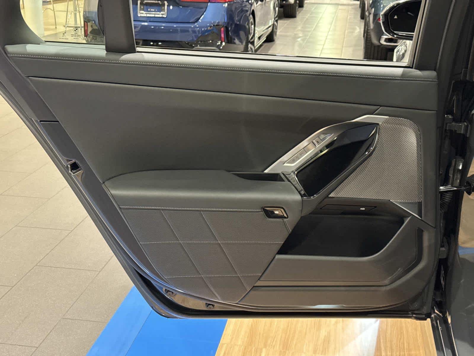 2025 BMW i7 xDrive60