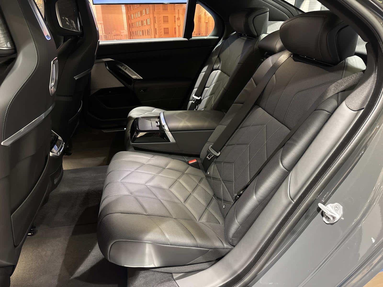 2025 BMW i7 xDrive60