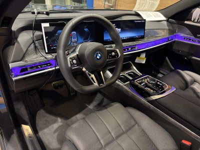 2025 BMW i7 xDrive60