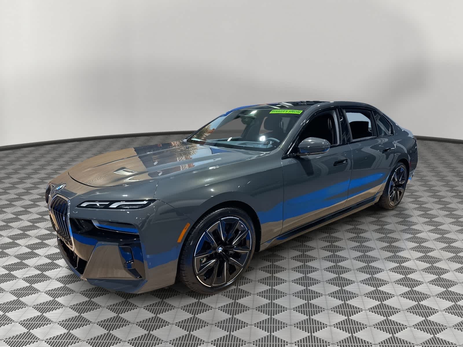2025 BMW i7 xDrive60