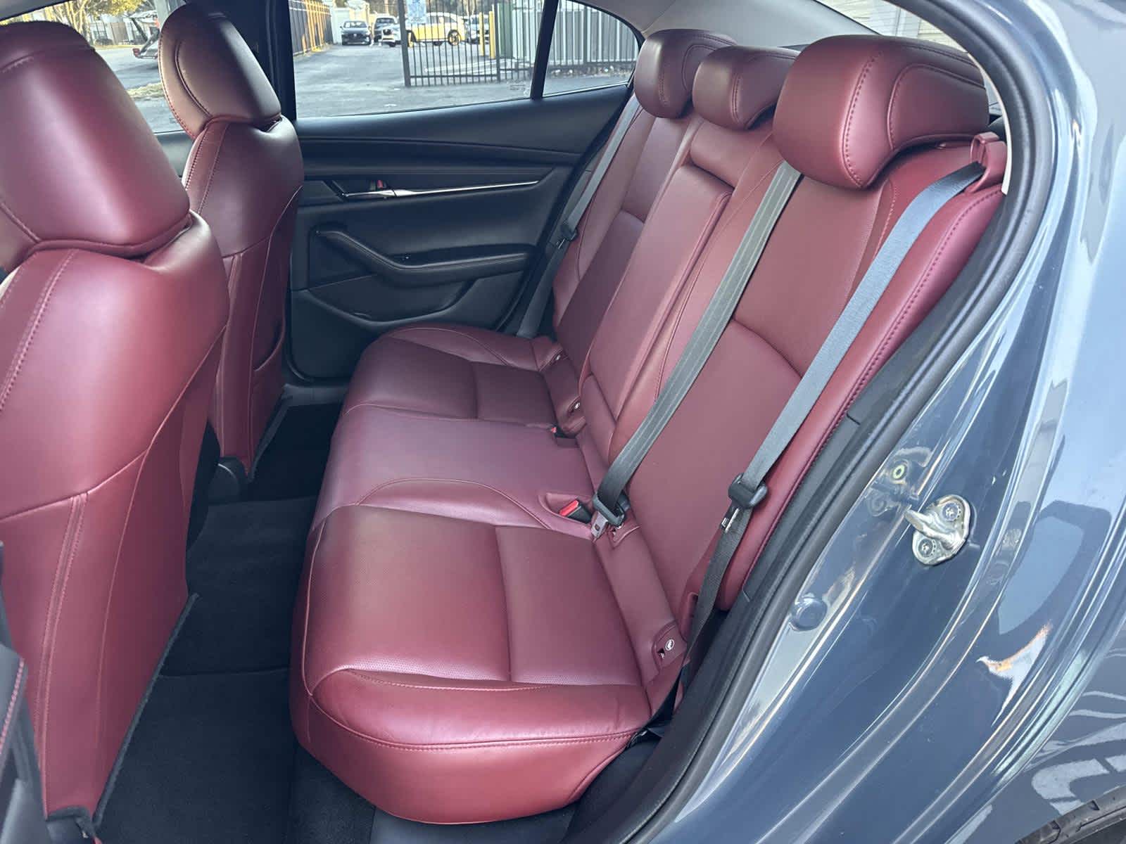 2023 Mazda MAZDA3 2.5 S Carbon Edition