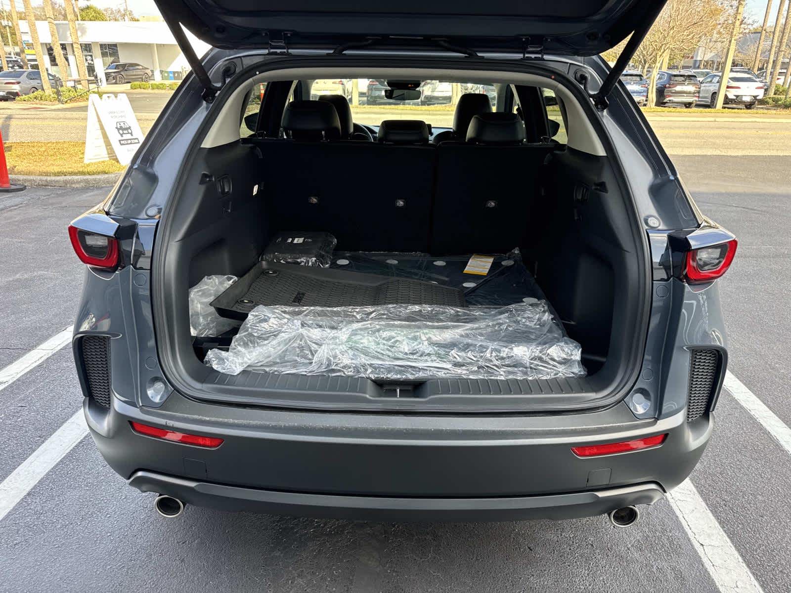 2025 Mazda Mazda CX-50 2.5 S Preferred Package