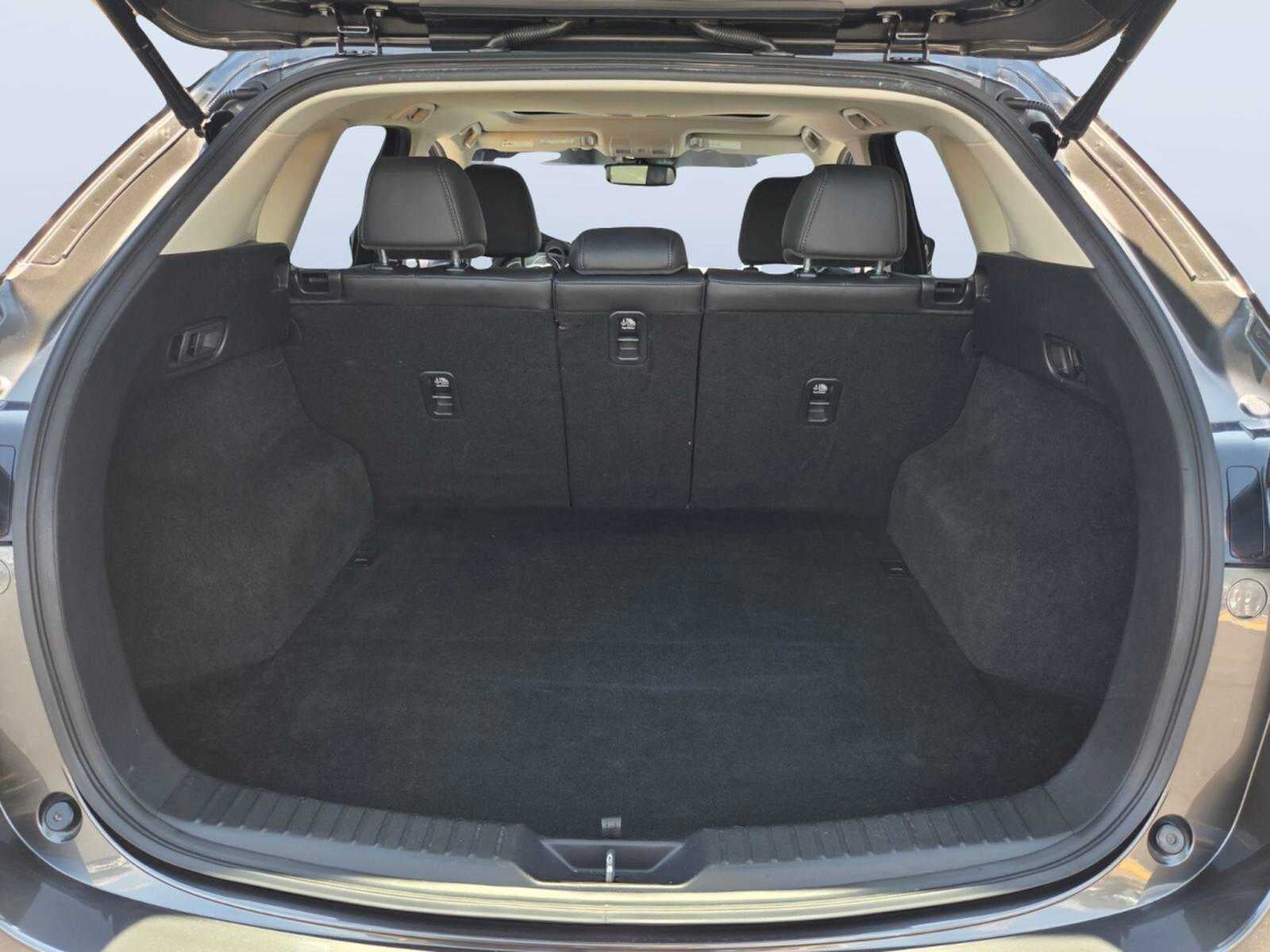 2018 Mazda Mazda CX-5 Touring