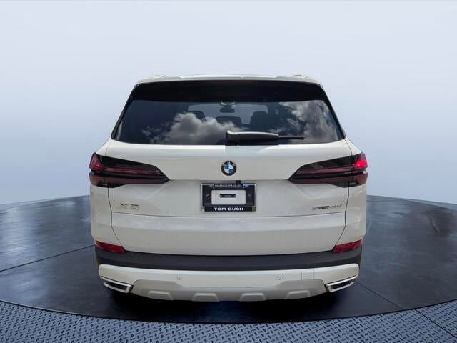 2026 BMW X5 Base