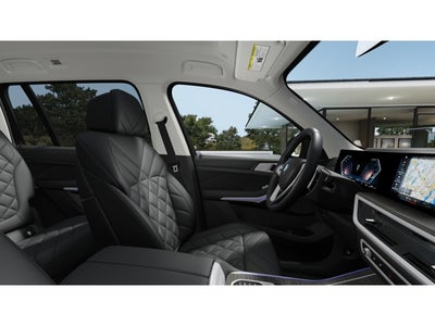 2027 BMW X7 Base