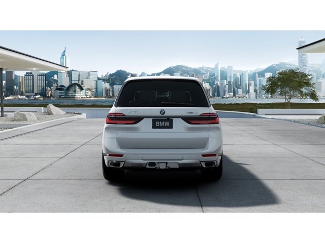2026 BMW X7 Base