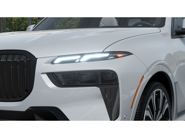 2027 BMW X7 Base