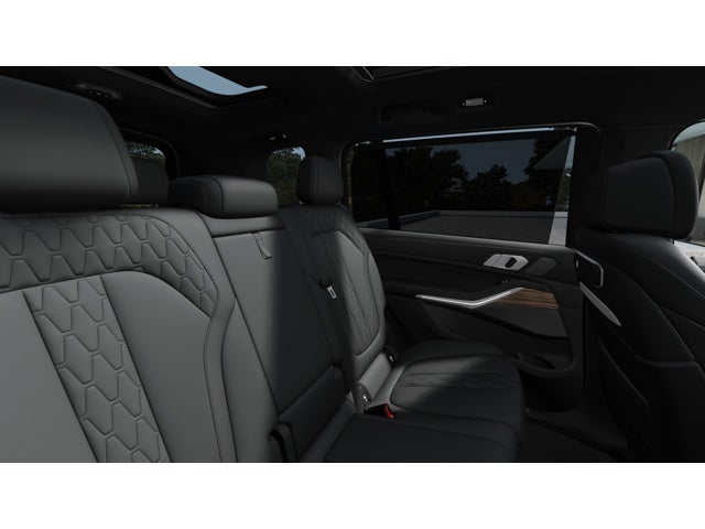 2026 BMW X7 Base