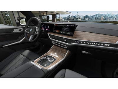 2026 BMW X7 Base