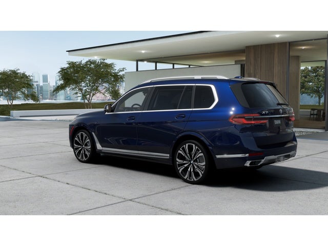 2027 BMW X7 Base