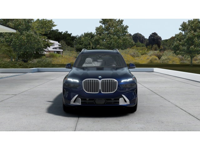 2027 BMW X7 Base