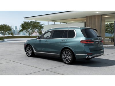 2027 BMW X7 Base