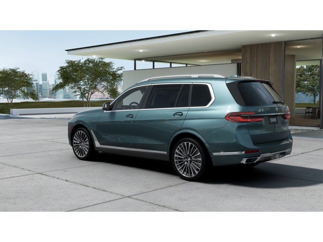 2027 BMW X7 Base