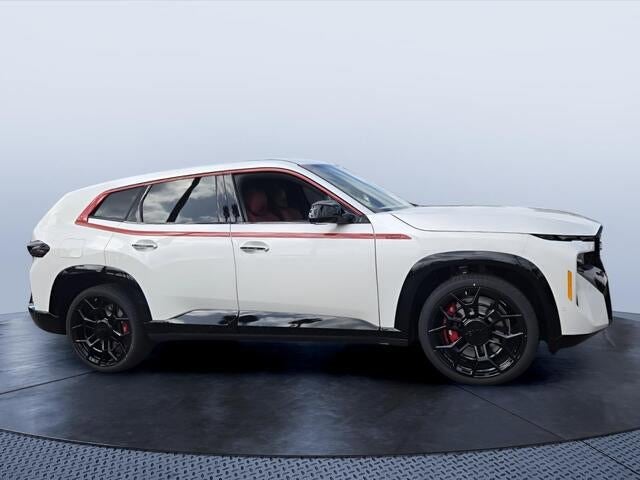 2027 BMW XM Base