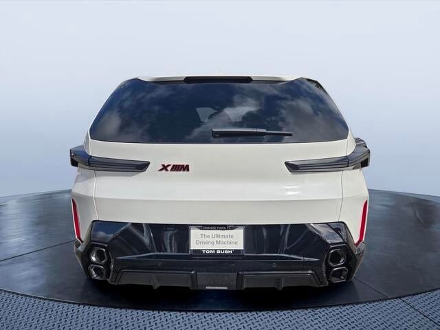 2027 BMW XM Base