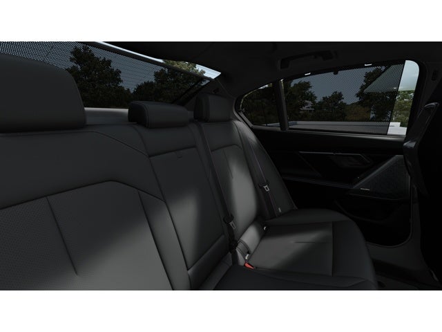 2027 BMW M5 Base