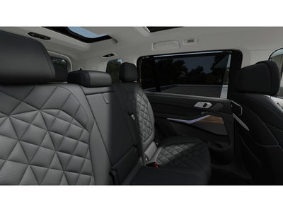 2027 BMW X7 Base