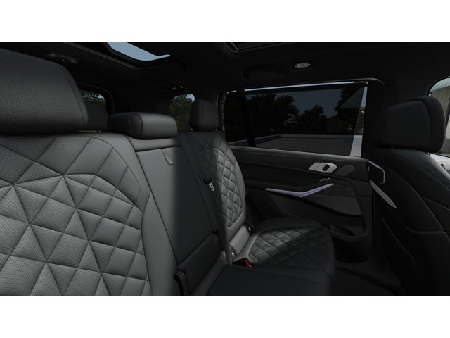 2027 BMW X7 Base