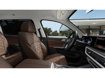 2027 BMW X7 Base