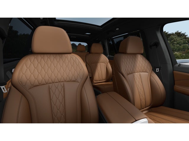 2027 BMW X7 Base