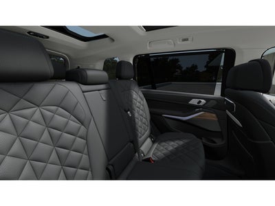 2027 BMW X7 Base